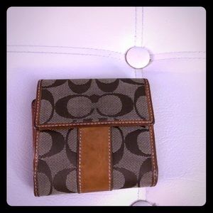 Coach wallet leather and classic monogram C fabric